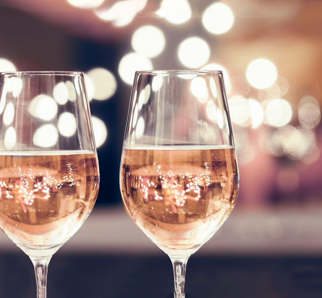 champagne glasses