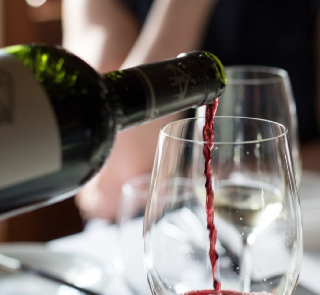 wine pour